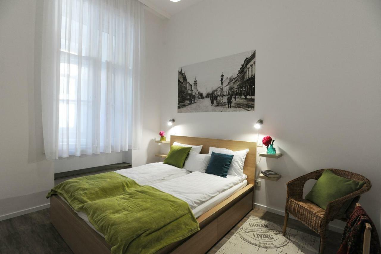 M37 Apartman Debrecen Bagian luar foto