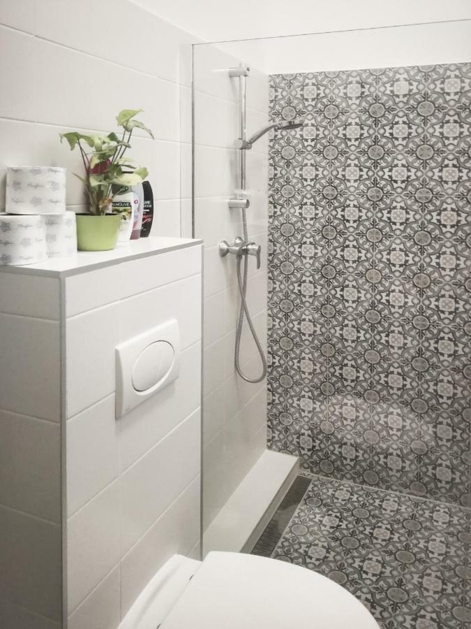 M37 Apartman Debrecen Bagian luar foto