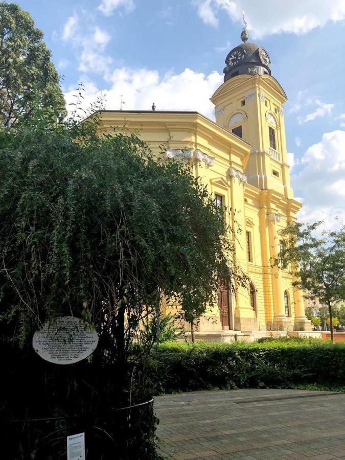 M37 Apartman Debrecen Bagian luar foto